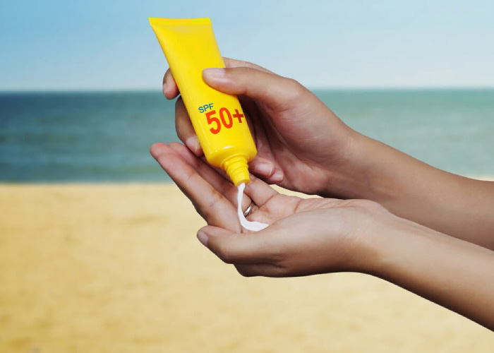 چه SPF ضد آفتابی برای پوست شما مناسب است؟