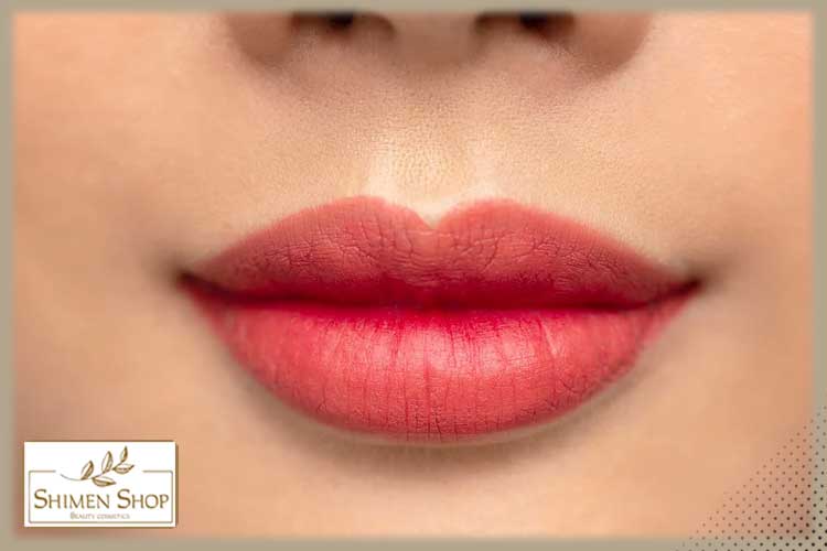 چطور بدون رژ لب، لب‌هایی صورتی و سالم داشته باشیم؟