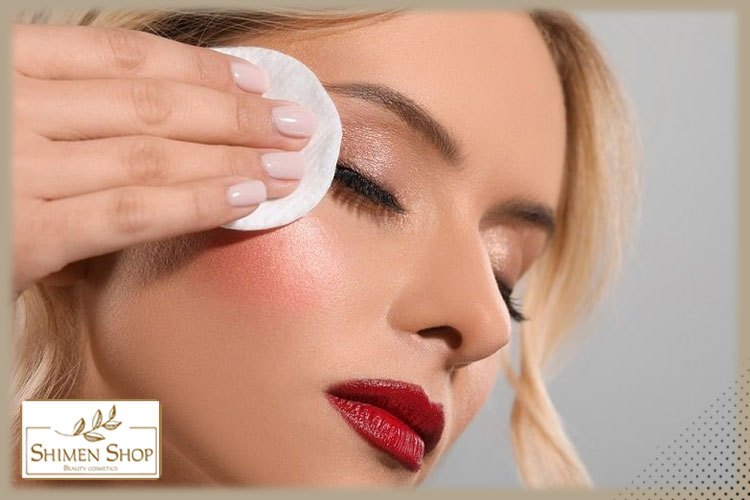 برای پاک کردن آرایش از چه محصولاتی استفاده کنیم؟
