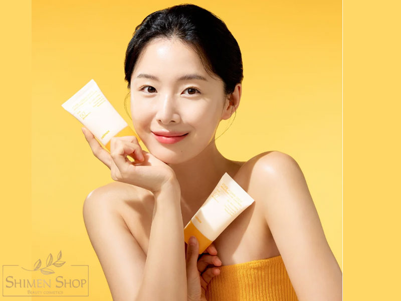 ضدآفتاب روشنکننده و ضدلک سلیمکس +SPF50 و ++++PA